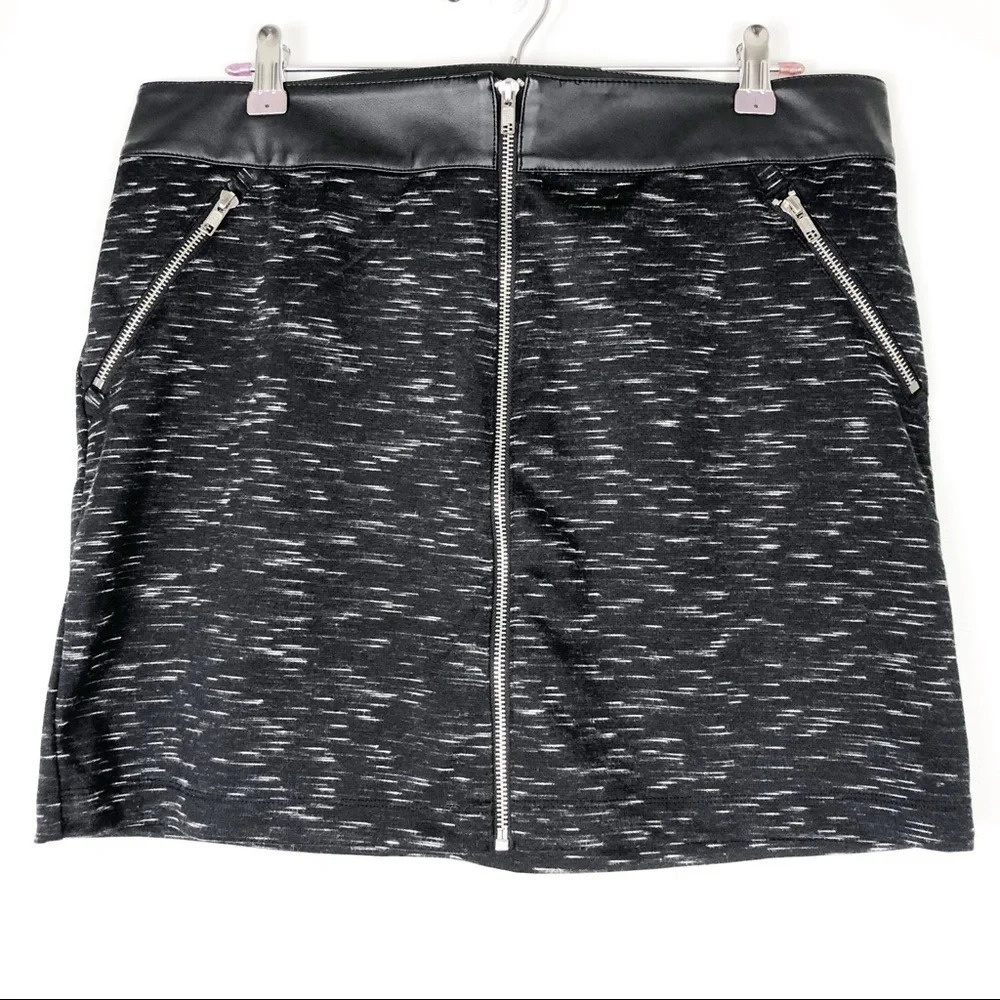 Rock & Republic | Black Zippered Mini Skirt